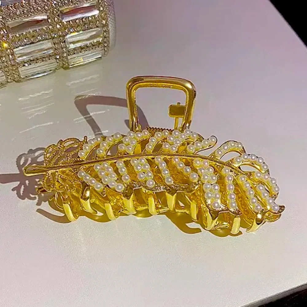 New Rhinestone Shark Clip Hair Accessories